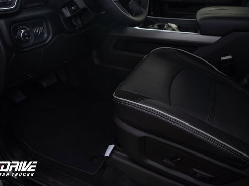 Used 2026 RAM 3500 Laramie image 28