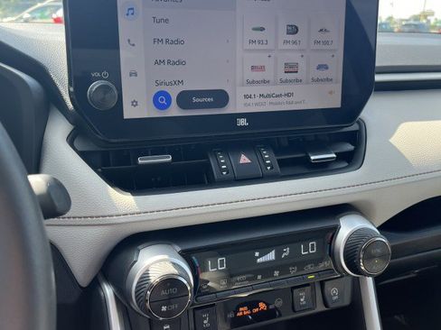 Used 2023 Toyota RAV4 XLE Premium image 18