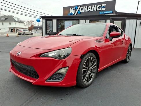 Used 2014 Scion FR-S image 7