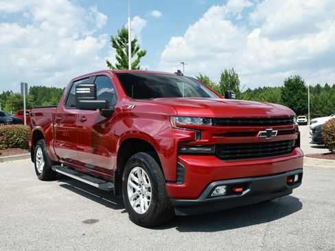 Used 2020 Chevrolet Silverado 1500 RST AWD/4WD image 3