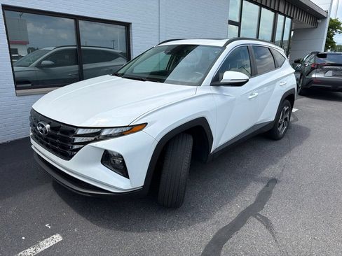 Used 2022 Hyundai Tucson SEL w/ Convenience Package AWD/4WD image 2