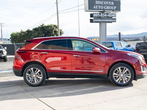 Used 2021 Cadillac XT5 Premium Luxury AWD/4WD image 11