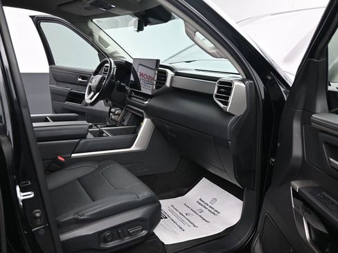 Used 2022 Toyota Tundra Limited image 15