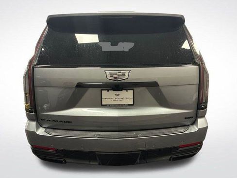 Certified 2025 Cadillac Escalade ESV Sport Platinum w/ LPO, Floor Liner Package AWD/4WD image 4