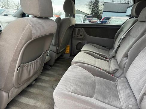 Used 2008 Toyota Sienna CE image 14