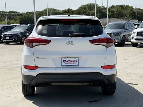 Used 2018 Hyundai Tucson SE w/ Cargo Package FWD image 5