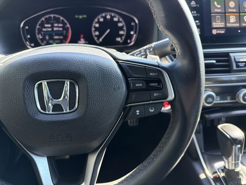 Used 2018 Honda Accord Sport image 20