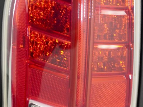 Used 2014 Chrysler 300 S image 44