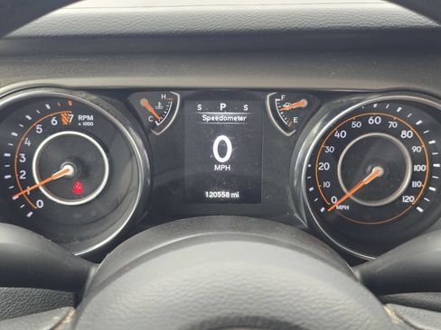 Used 2020 Jeep Wrangler Sport AWD/4WD image 23