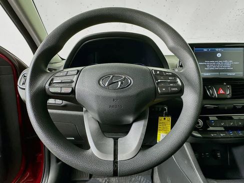 Used 2018 Hyundai Elantra GT image 15