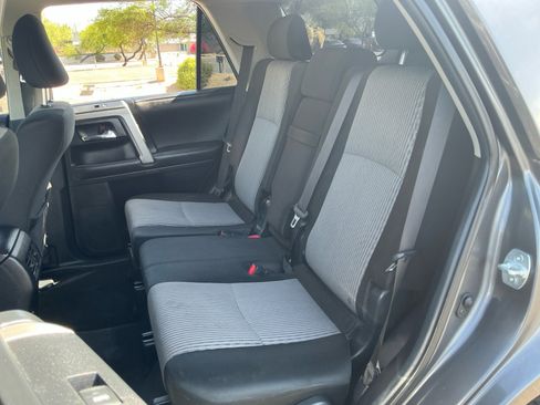 Used 2019 Toyota 4Runner SR5 AWD/4WD image 17