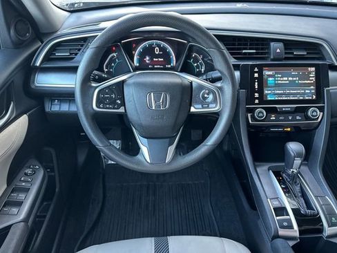 Used 2018 Honda Civic EX image 19