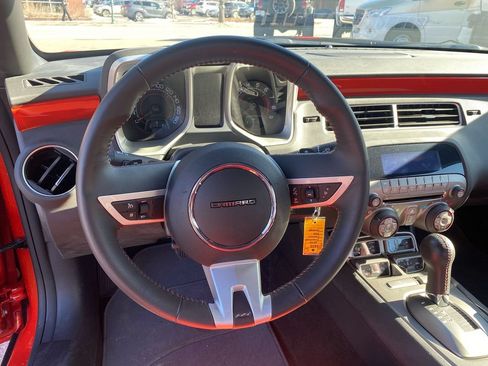 Used 2010 Chevrolet Camaro SS w/ RS Package RWD image 10