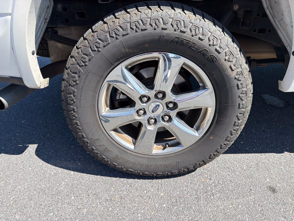 Used 2019 Ford F150 Lariat w/ Equipment Group 502A Luxury AWD/4WD image 11