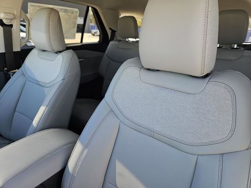 New 2026 Ford Explorer Active w/ Active Comfort Package RWD image 23