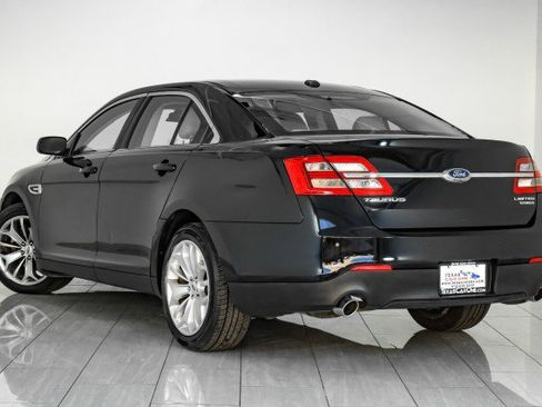 Used 2019 Ford Taurus Limited image 8