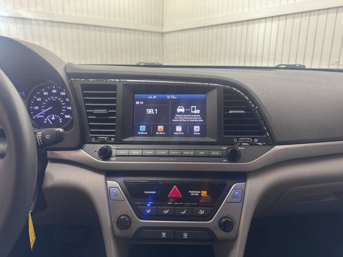 Used 2018 Hyundai Elantra SEL w/ Cargo Package FWD image 18