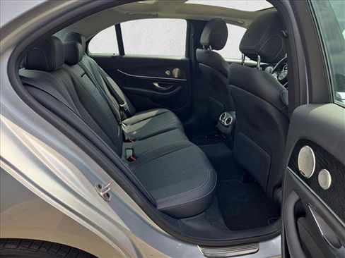 Used 2023 Mercedes-Benz E 450 4MATIC Sedan image 19