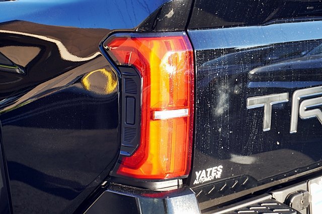 Used 2025 Toyota Tacoma TRD Pro AWD/4WD image 8
