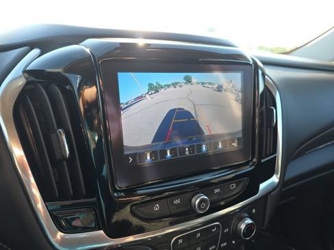 Used 2020 Chevrolet Traverse Premier AWD/4WD image 23