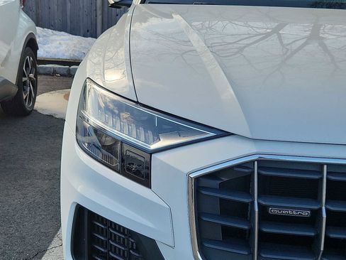 Used 2019 Audi Q8 Premium Plus w/ Premium Plus image 3