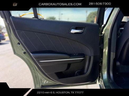 Used 2019 Dodge Charger SXT RWD image 24