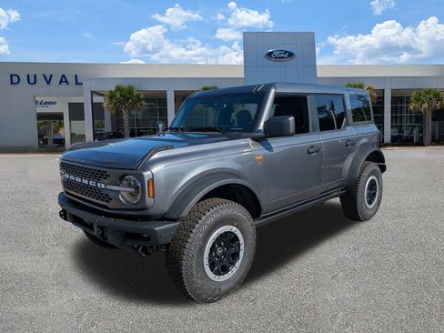 New 2025 Ford Bronco Badlands w/ Sasquatch Package image 7