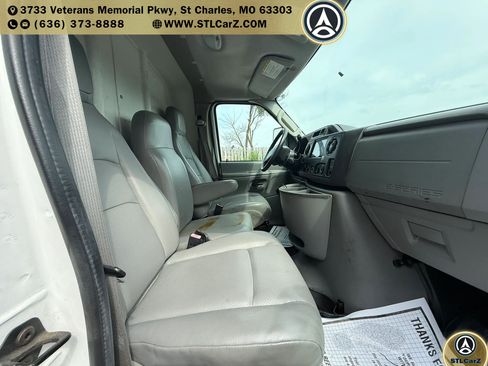 Used 2011 Ford E-450 and Econoline 450 Super Duty RWD image 10