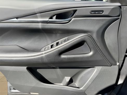 Used 2024 INFINITI QX60 Luxe image 27