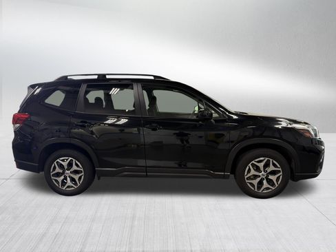 Used 2020 Subaru Forester Premium w/ Popular Package #1 AWD/4WD image 8