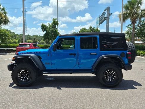 Used 2024 Jeep Wrangler Unlimited Rubicon w/ XTREMEE 35" Tire Package AWD/4WD image 8
