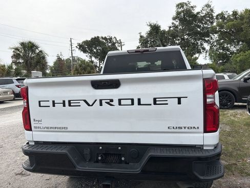 Used 2021 Chevrolet Silverado 2500 Custom w/ Gooseneck/5TH Wheel Package AWD/4WD image 9