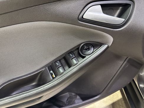 Used 2014 Ford Focus SE image 22