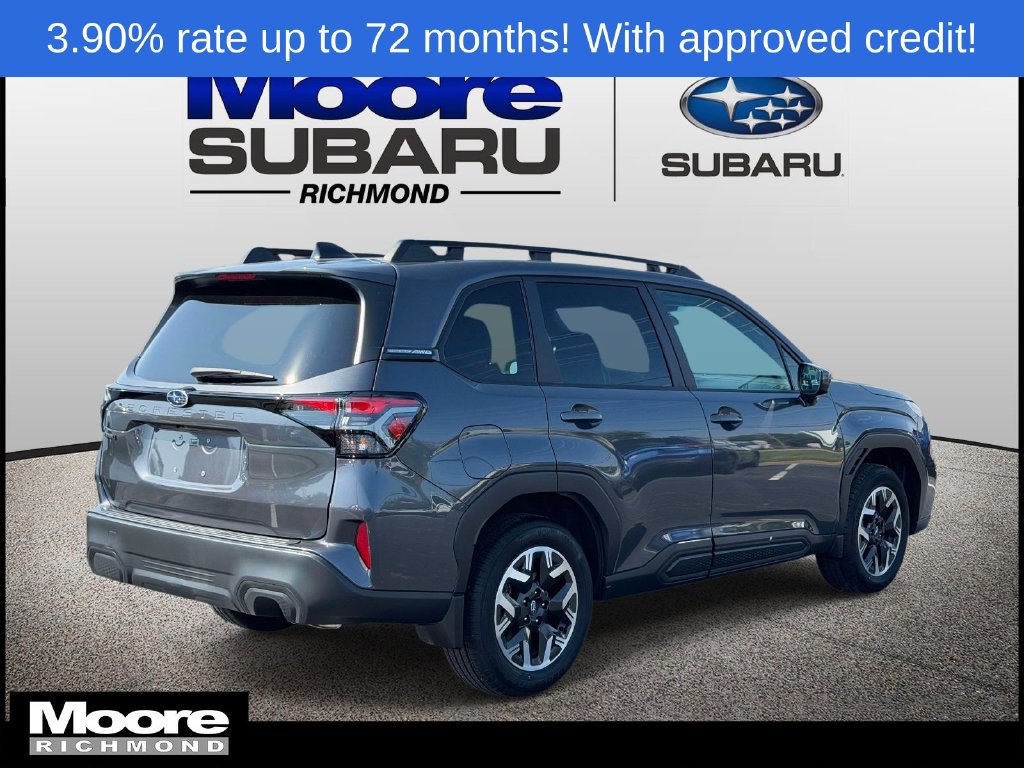 Used 2026 Subaru Forester Premium AWD/4WD image 2