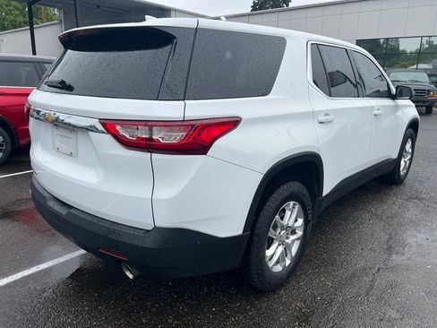 Used 2018 Chevrolet Traverse LS AWD/4WD image 4