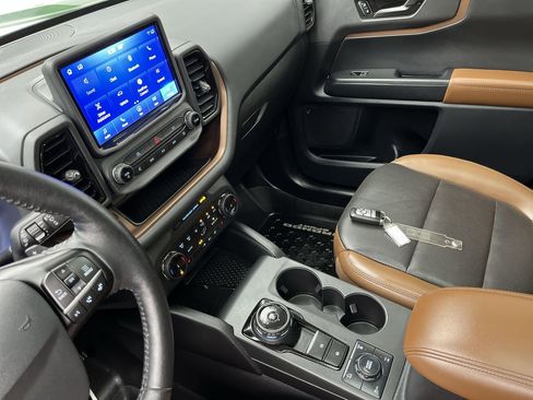 Certified 2023 Ford Bronco Sport Badlands w/ Premium Package AWD/4WD image 20