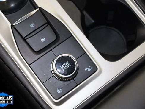 Used 2022 Ford Explorer XLT image 29