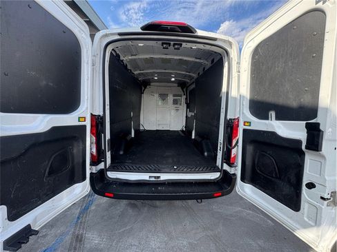 Used 2020 Ford Transit 250 Medium Roof w/ Load Area Protection Package image 19