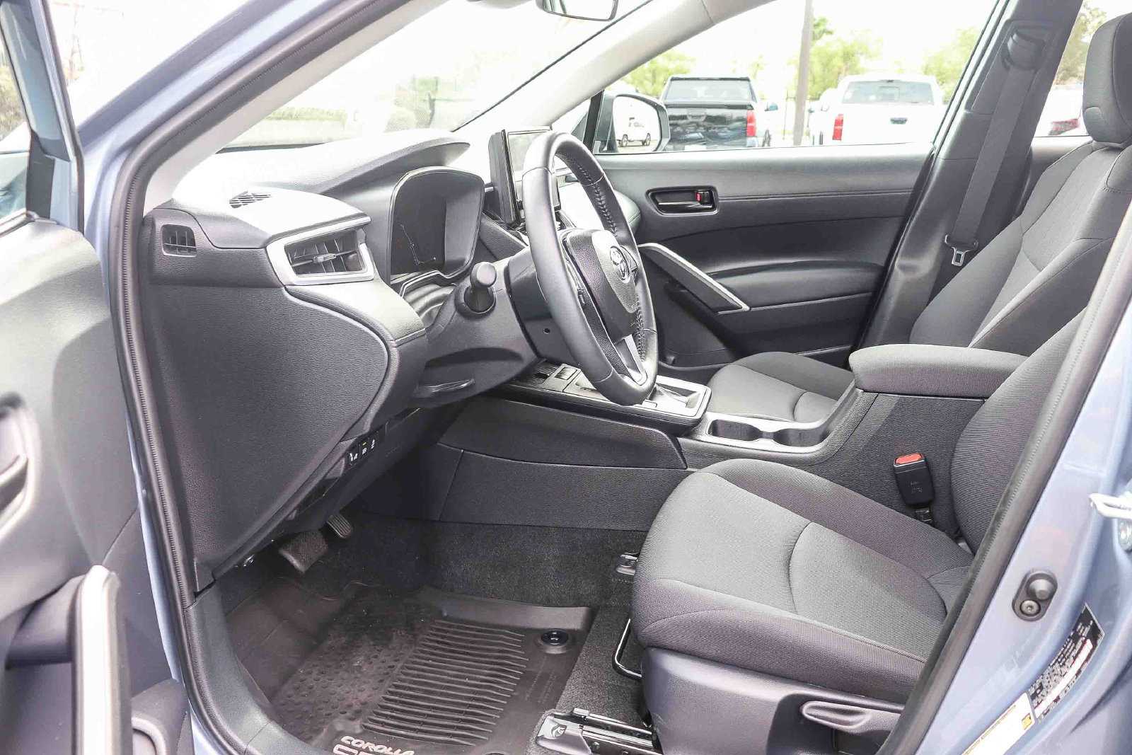 Certified 2026 Toyota Corolla Cross LE FWD image 22