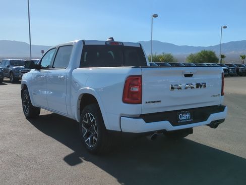 Used 2025 RAM 1500 Laramie w/ Sport Appearance Package AWD/4WD image 5