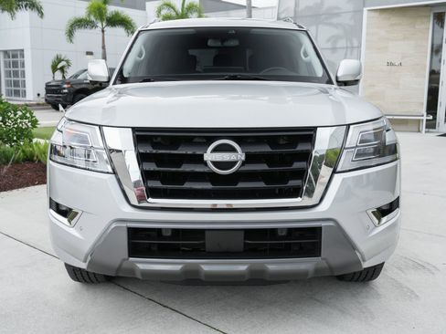 Used 2023 Nissan Armada SV w/ Cargo Package AWD/4WD image 5