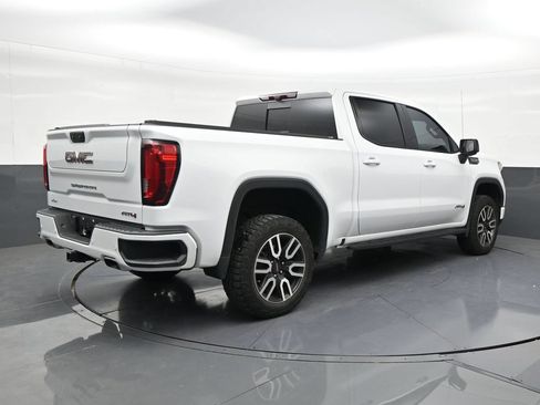 Used 2023 GMC Sierra 1500 AT4 w/ AT4 Premium Package AWD/4WD image 5