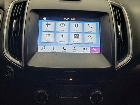Used 2018 Ford Edge SEL w/ Equipment Group 201A FWD image 25