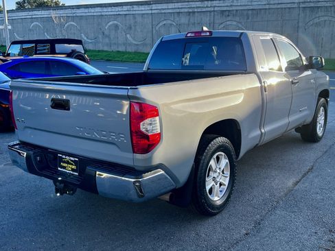 Used 2020 Toyota Tundra SR5 w/ SR5 Upgrade Package image 5