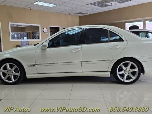 Used 2007 Mercedes-Benz C 230 Sedan image 6