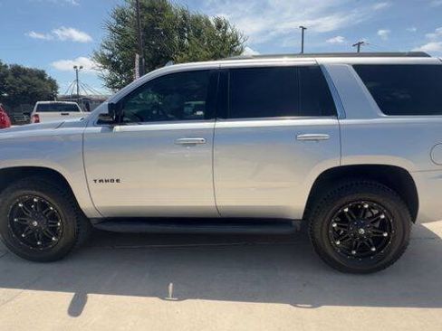 Used 2017 Chevrolet Tahoe LS RWD image 5