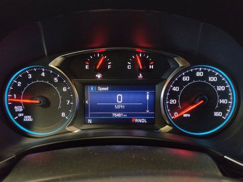 Used 2023 Chevrolet Equinox LT FWD image 23