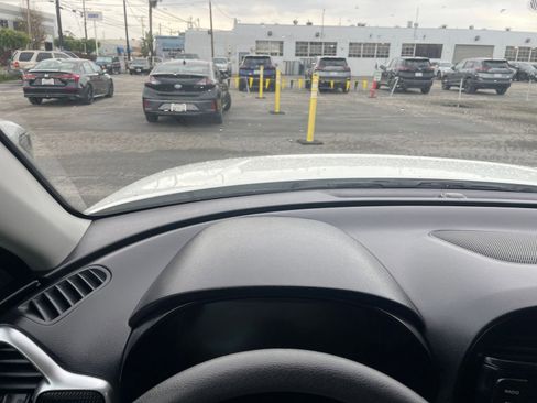 Used 2025 Kia Soul LX w/ LX Technology Package image 34