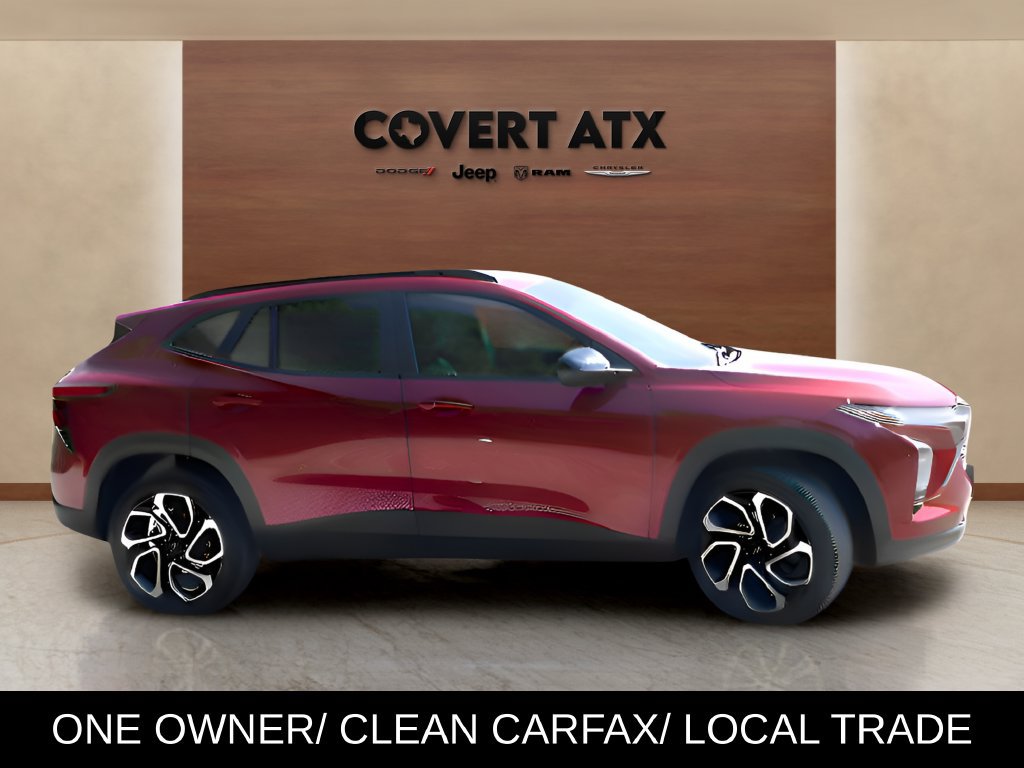 Used 2025 Chevrolet Trax RS FWD image 6