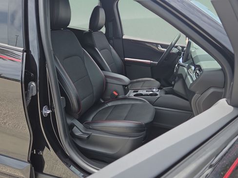 Used 2023 Ford Escape ST-Line w/ Tech Pack #1 FWD image 17
